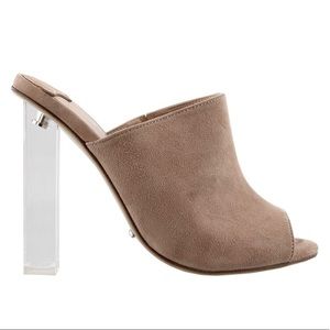 Suede tan mule